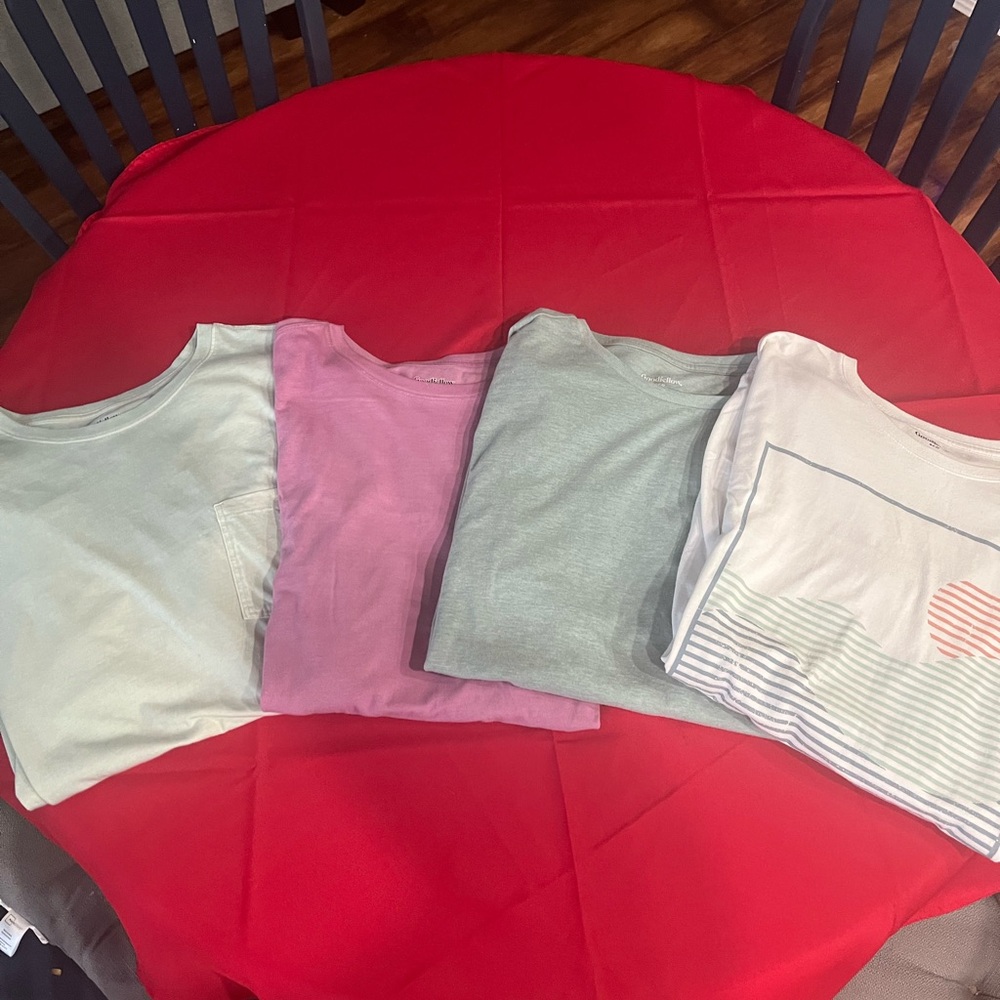 Mens Goodfellow four T-Shirts